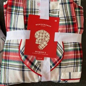 Women’s holiday pajamas